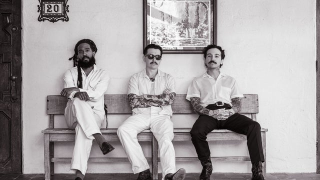 Somerset House Summer Series: Thee Sacred Souls